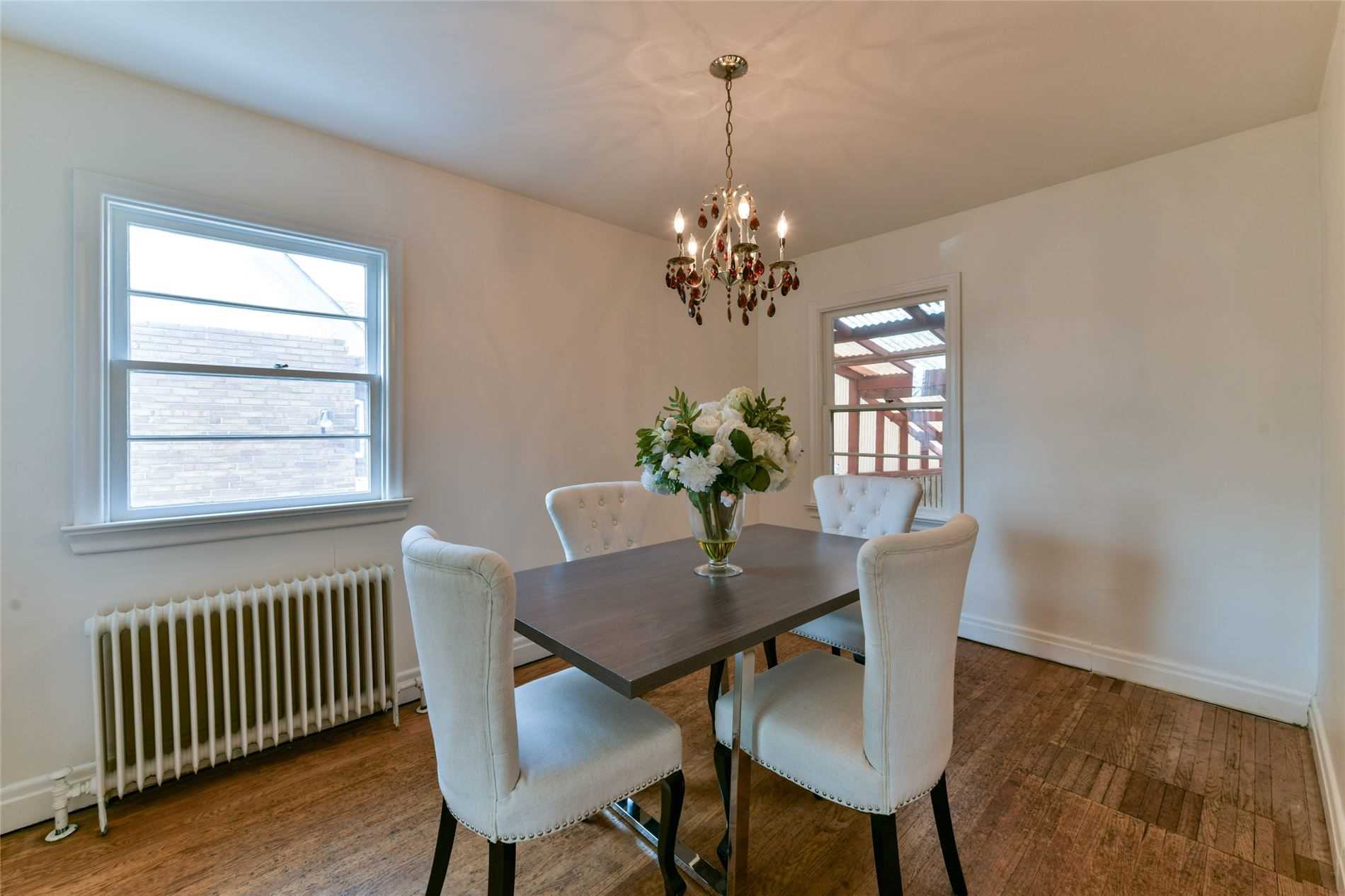21 South Kingsway