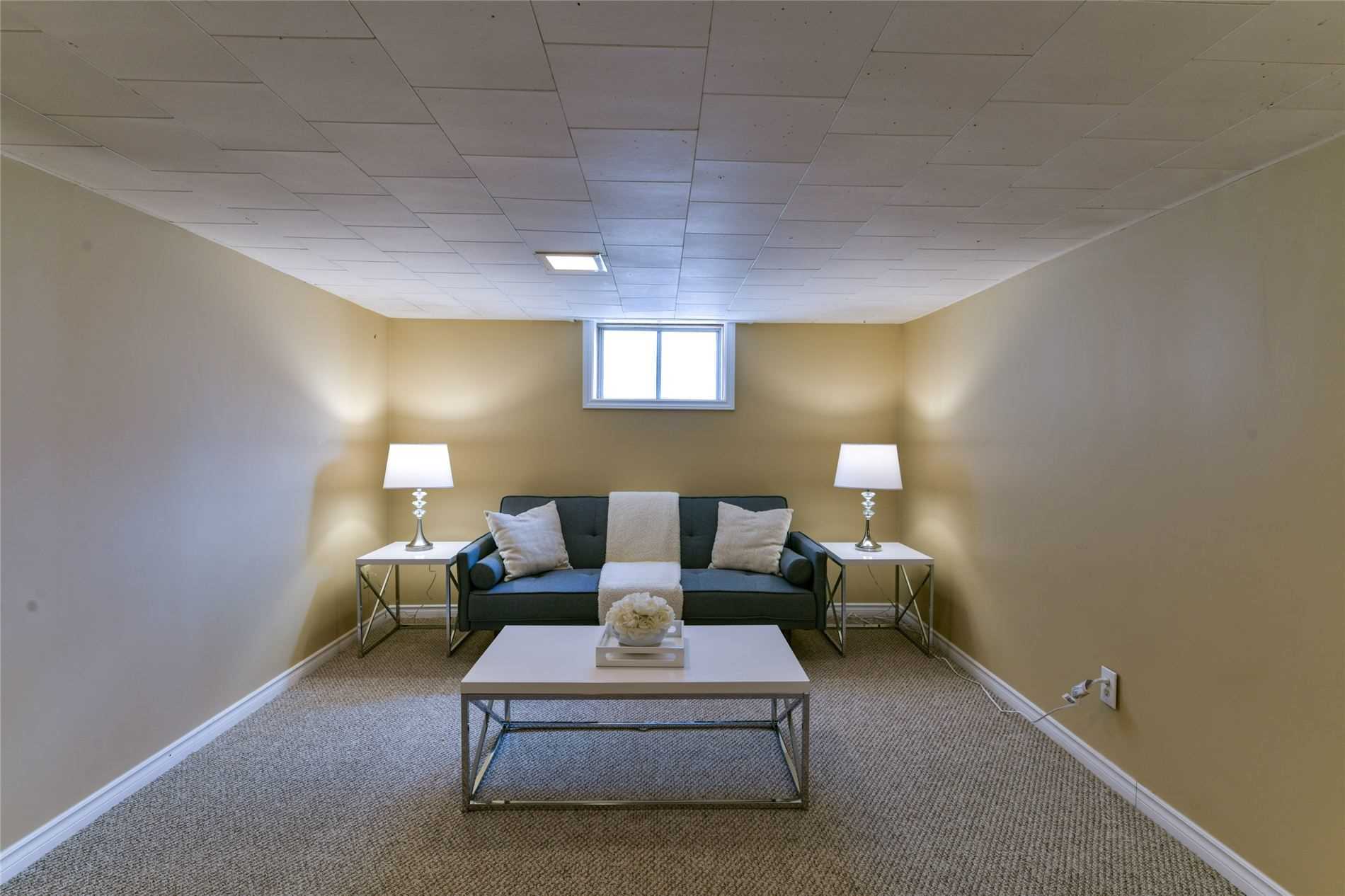 21 South Kingsway