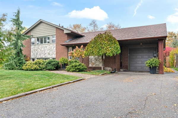 101 Swanhurst Blvd, Mississauga