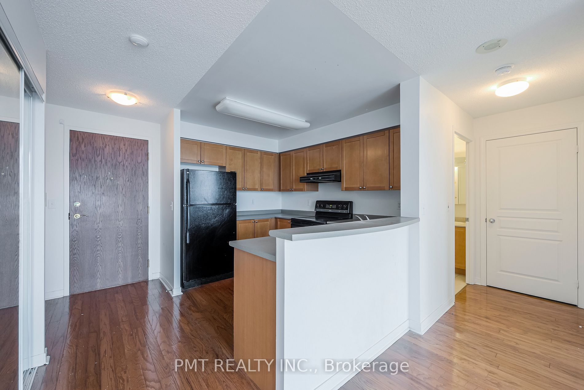 Listing W5980672 - Large Photo # 7