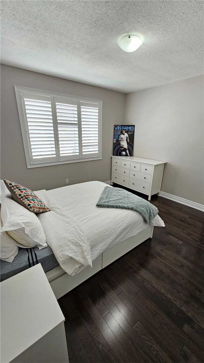4 Martin Byrne Dr