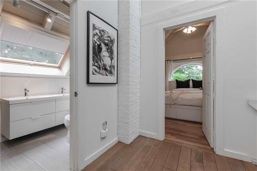 Listing W5981393 - Large Photo # 17