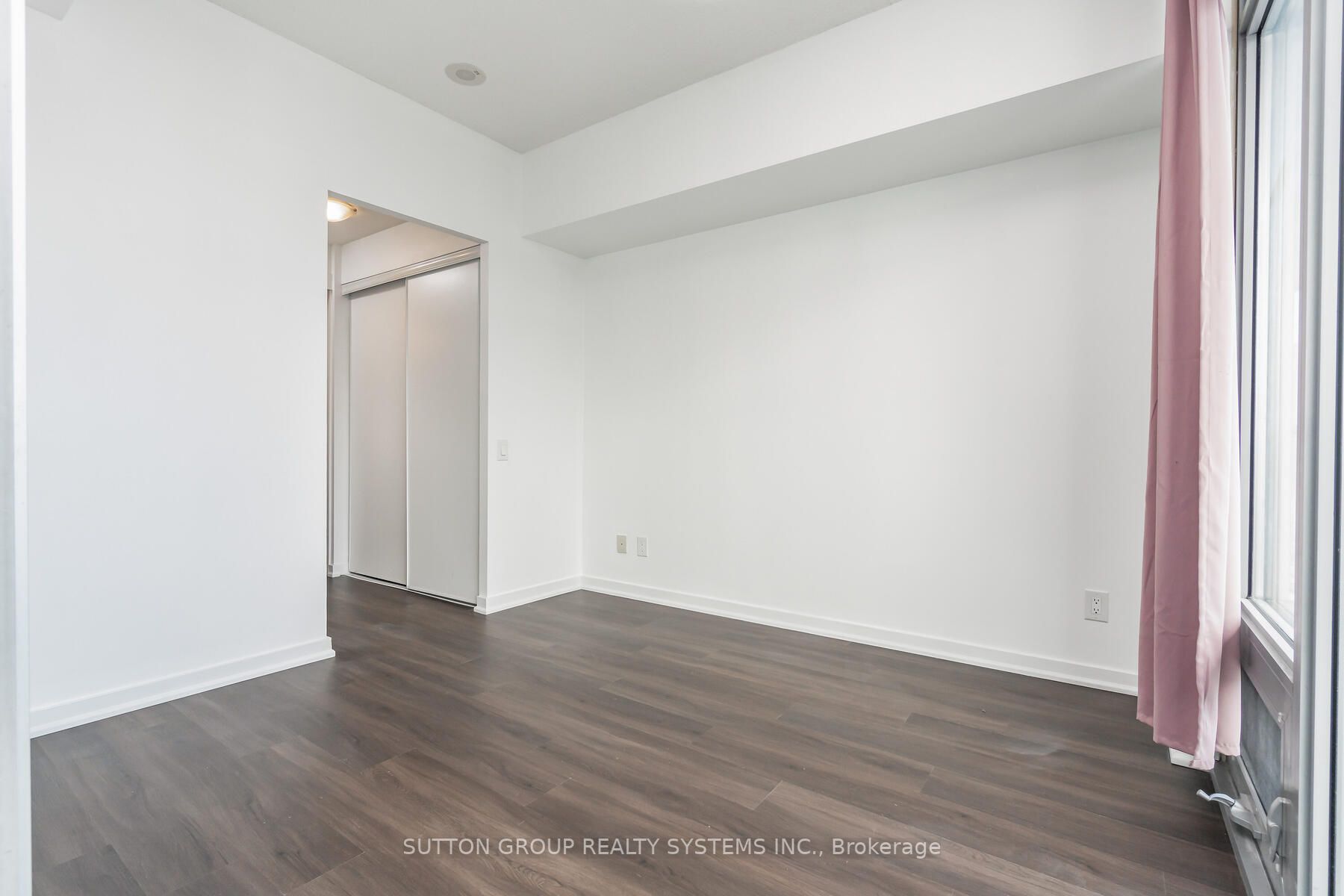 Listing W5981436 - Large Photo # 10