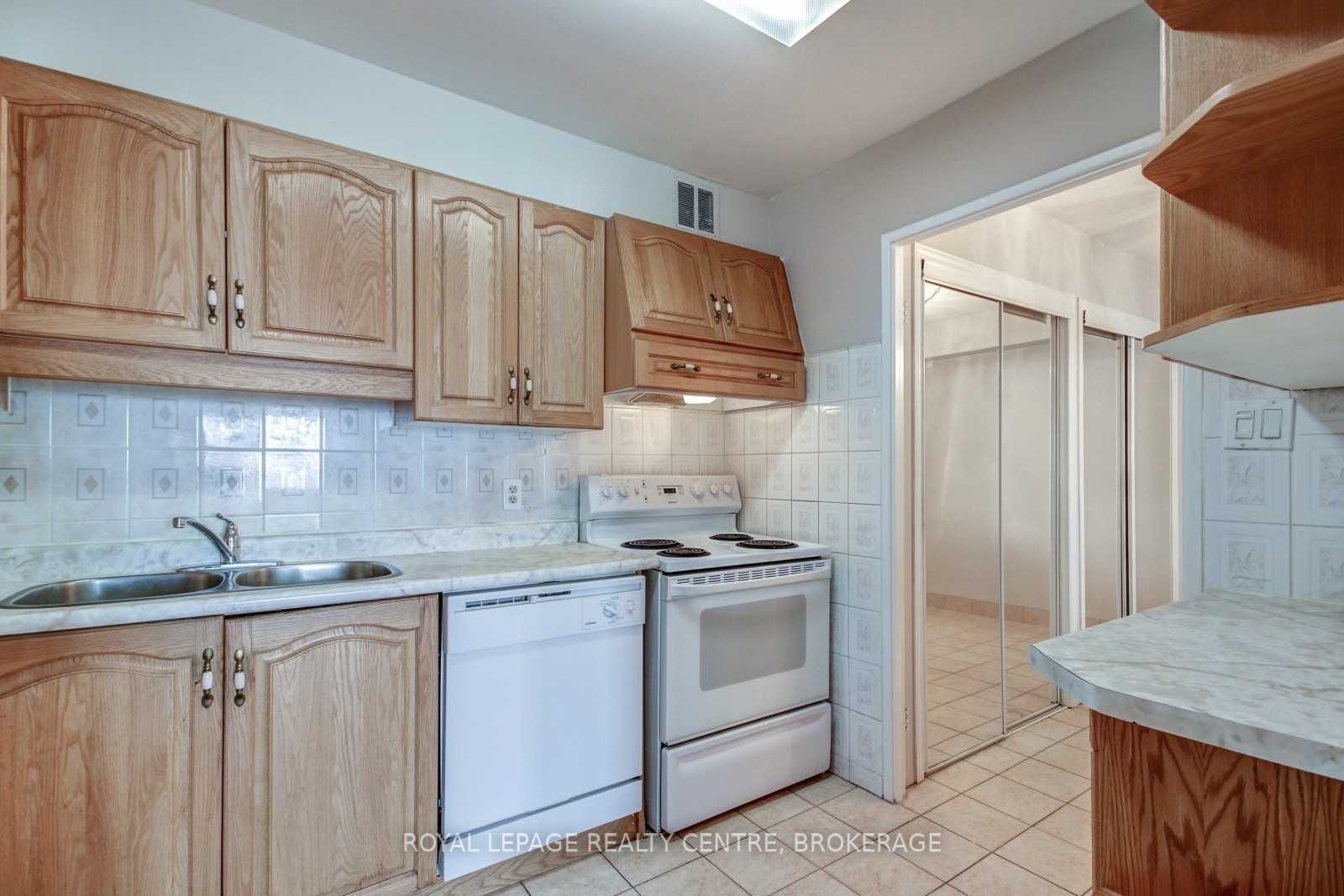 Listing W5981535 - Large Photo # 12