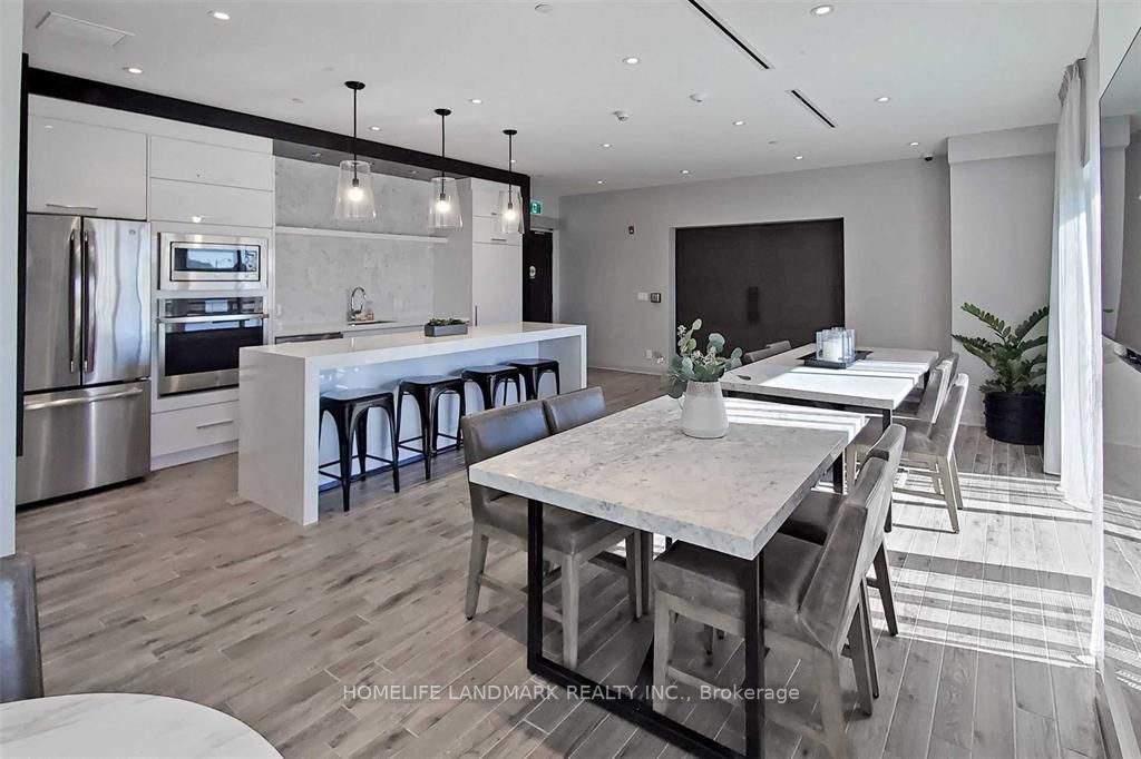 102 Grovewood Common, #135