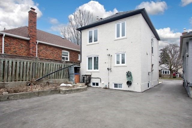 90A Bicknell Avenue