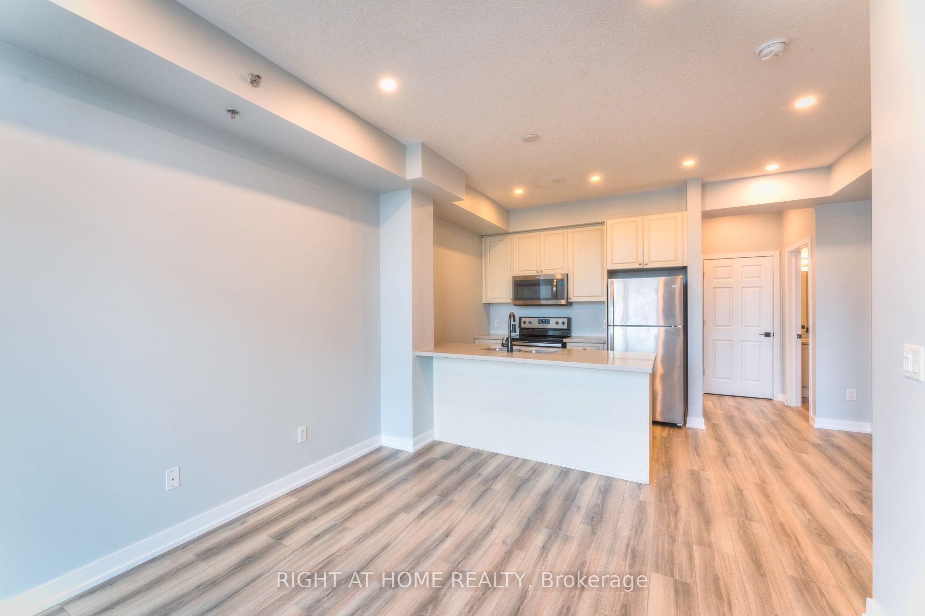 Listing W5982092 - Large Photo # 8