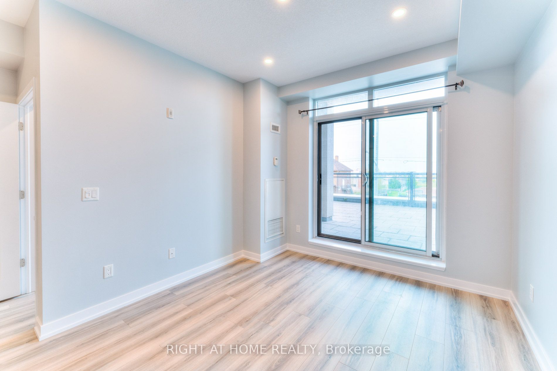 Listing W5982092 - Large Photo # 7