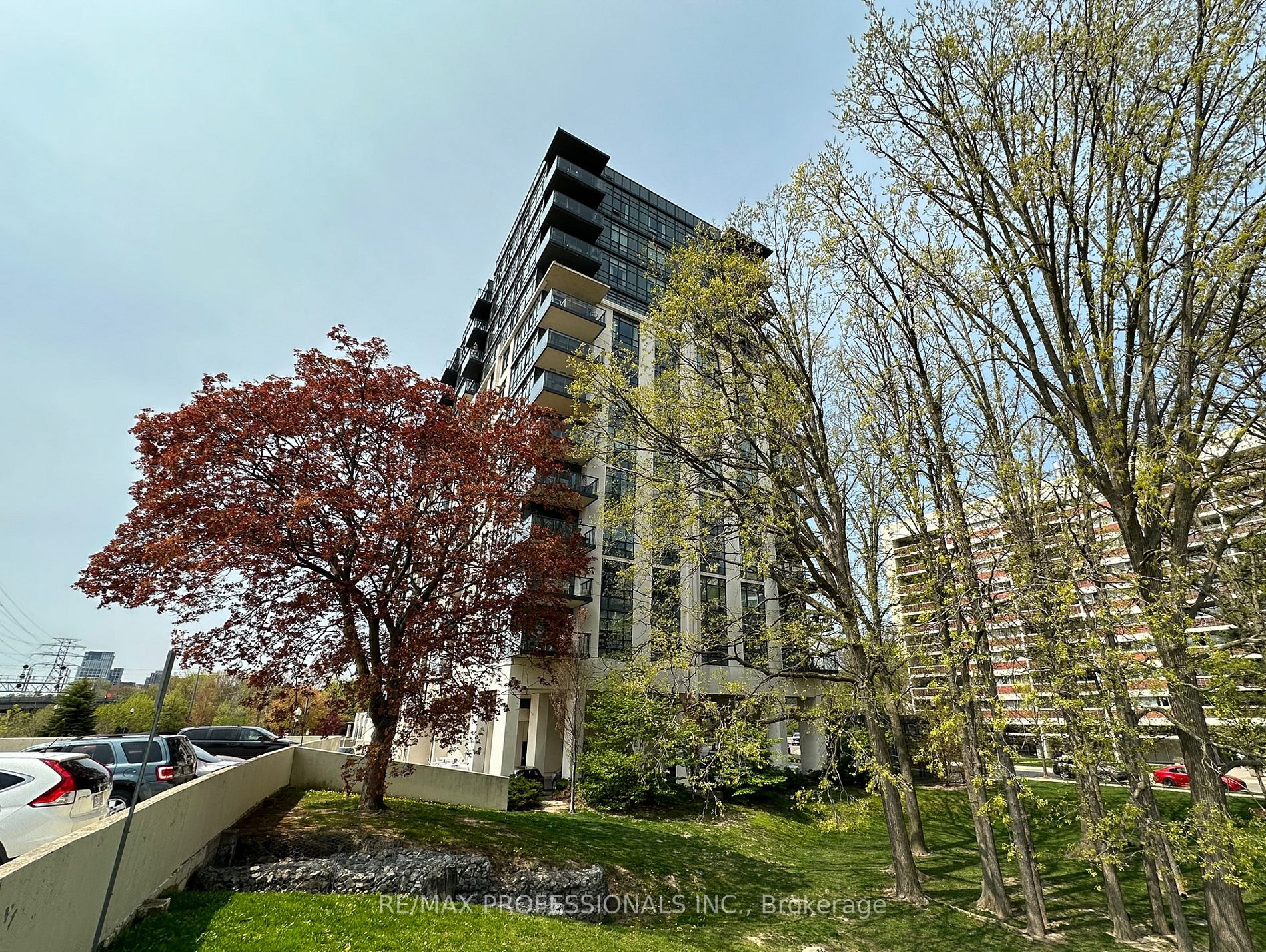 1135 Royal York Rd, #917