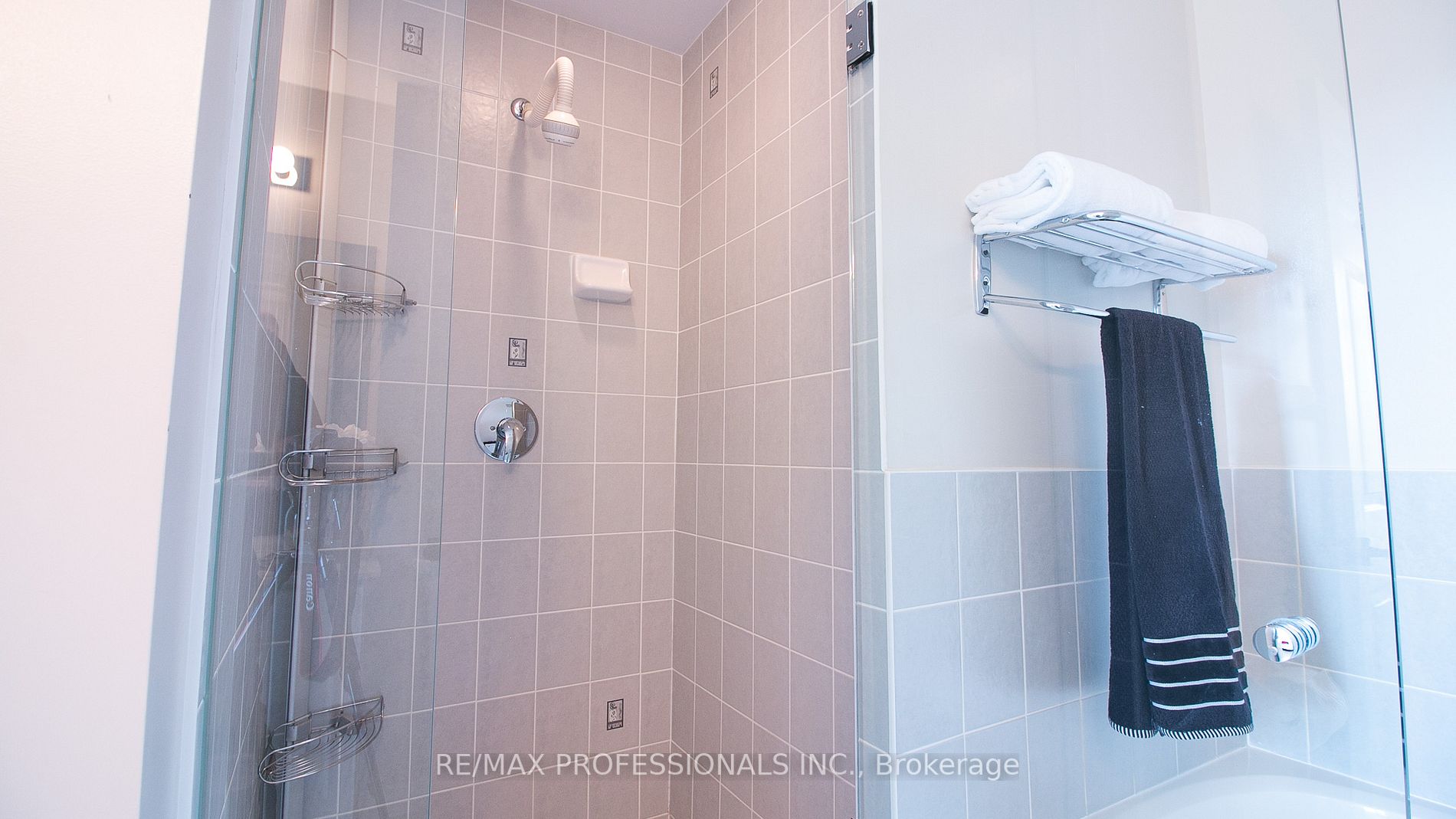 1135 Royal York Rd, #917