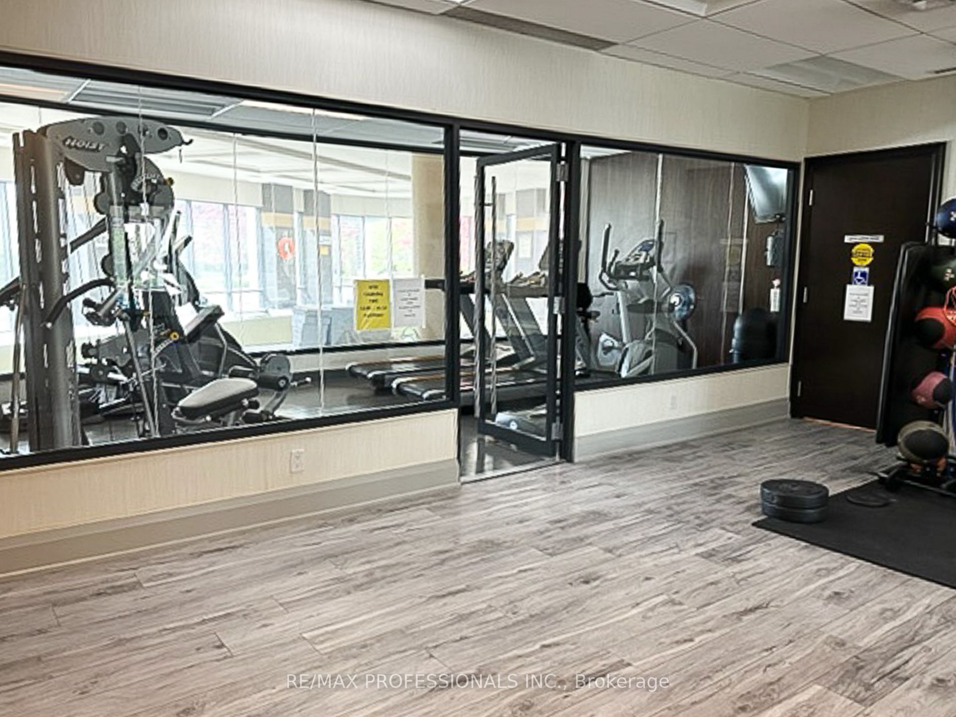 1135 Royal York Rd, #917