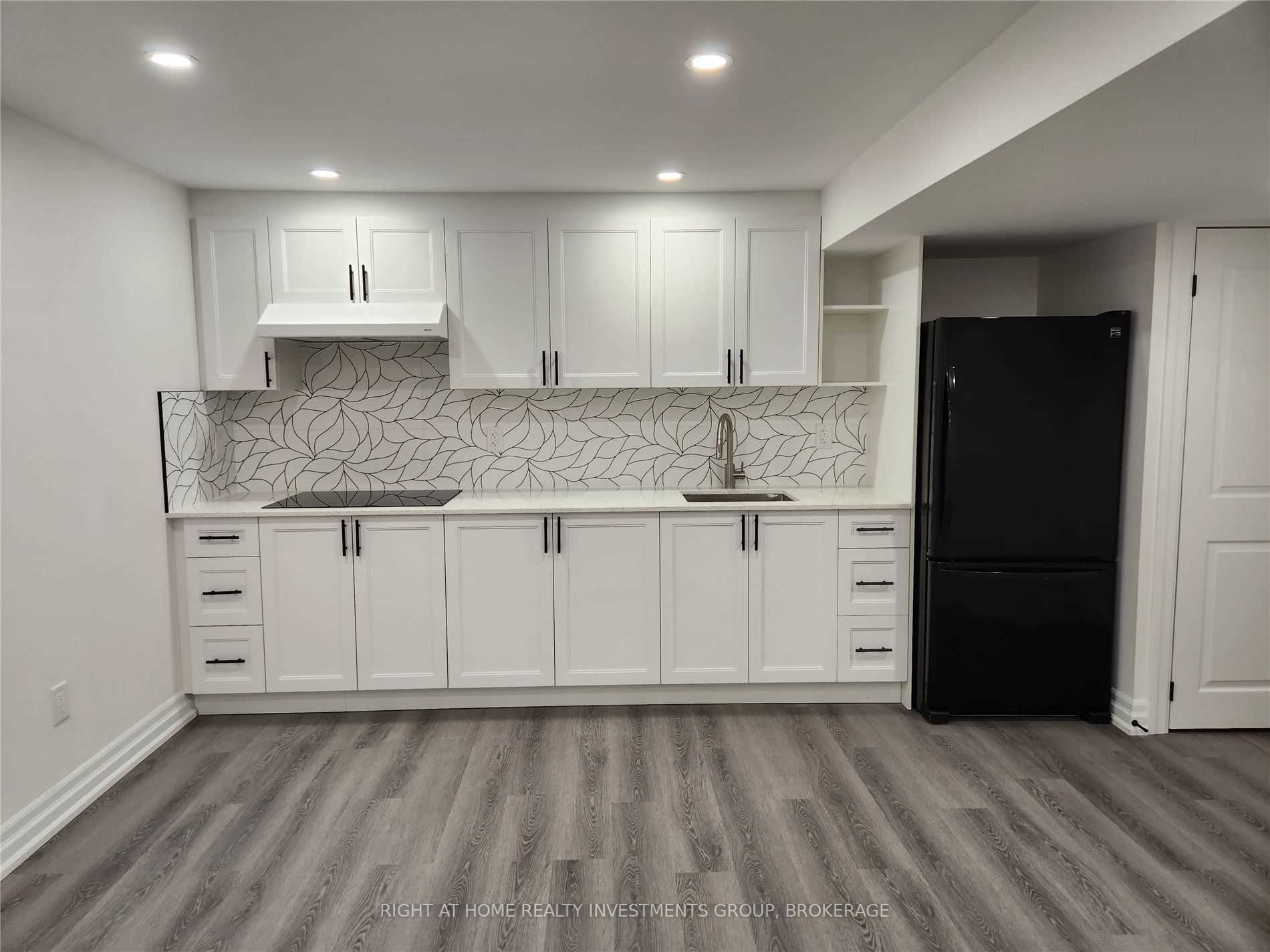 Listing W5983109 - Large Photo # 12