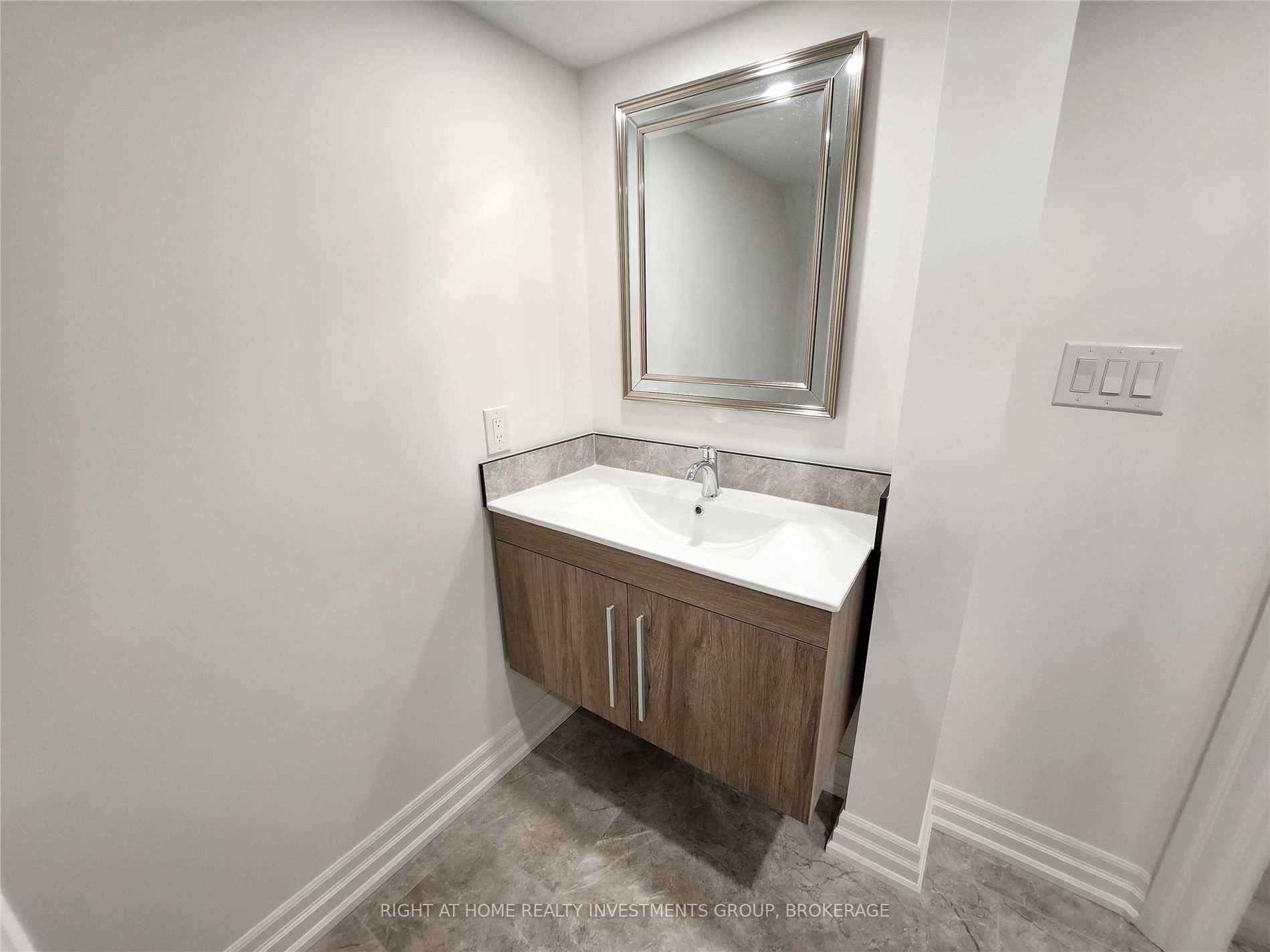 Listing W5983109 - Large Photo # 19
