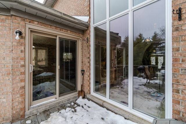 4866 Forest Hill Dr