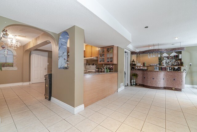 4866 Forest Hill Dr