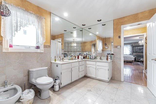 4866 Forest Hill Dr