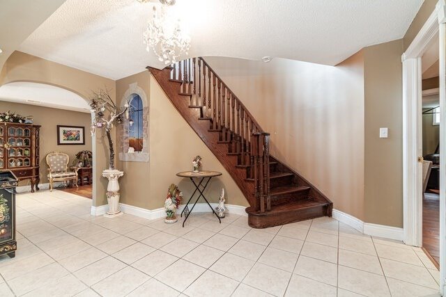 4866 Forest Hill Dr