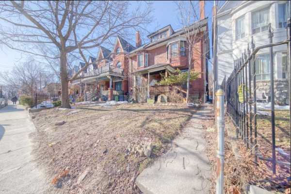 46 Springhurst Ave, Toronto