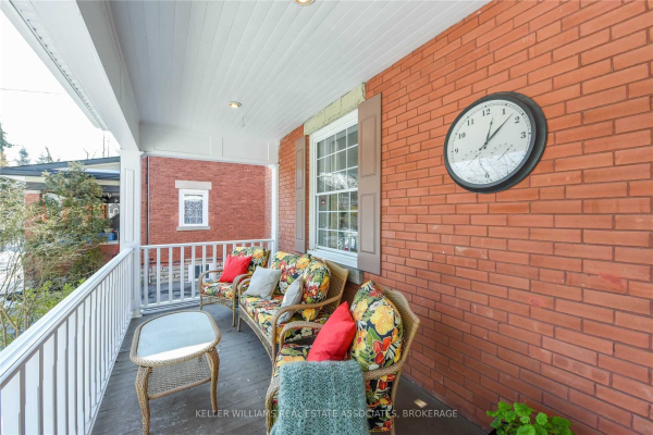 57 Elizabeth St S, Brampton