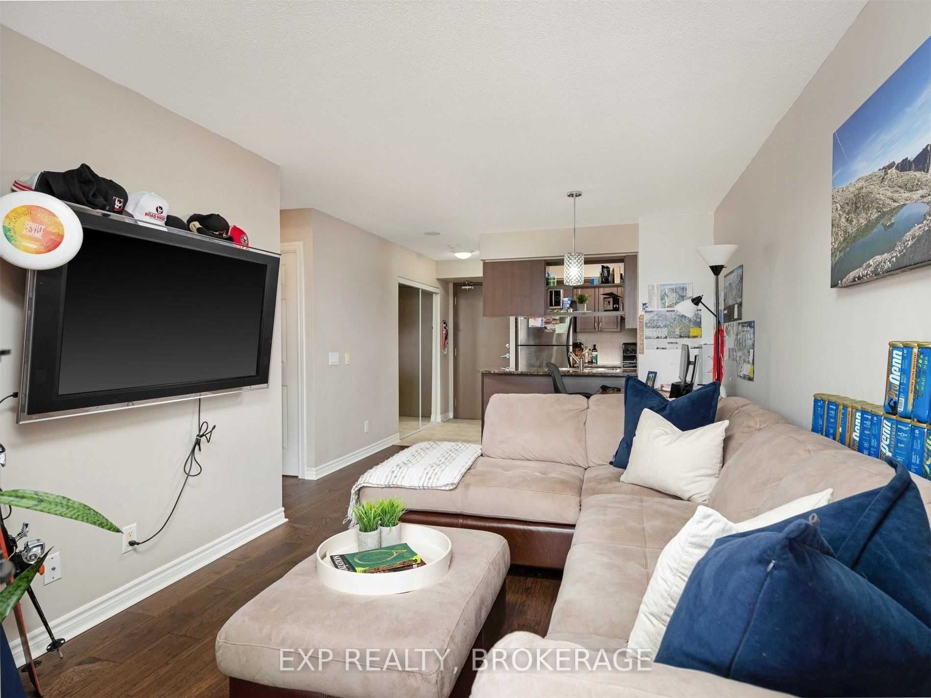 Listing W5983599 - Large Photo # 4