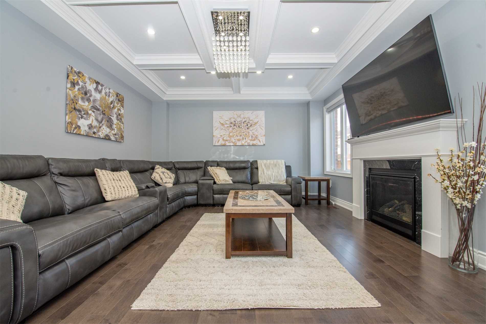 1515 Mendelson Hts