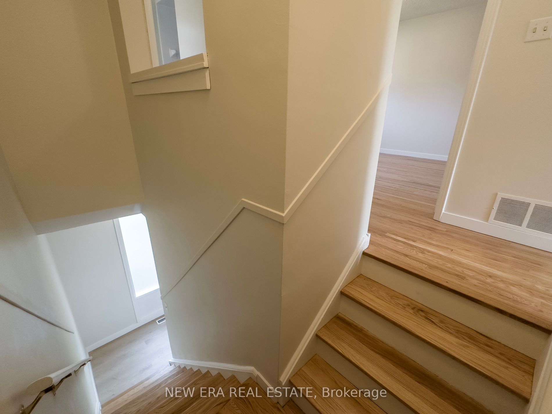 Listing W5984084 - Large Photo # 16