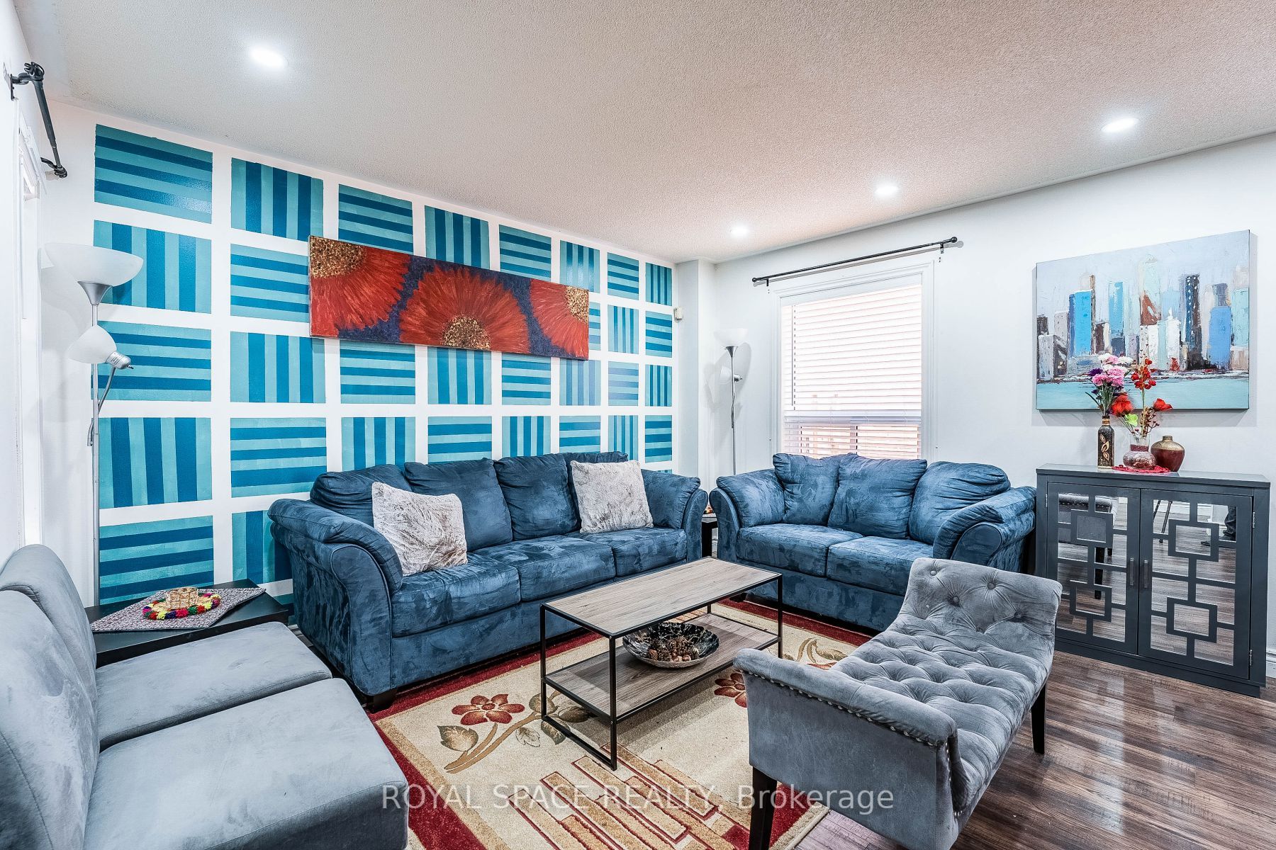 Listing W5984128 - Large Photo # 4