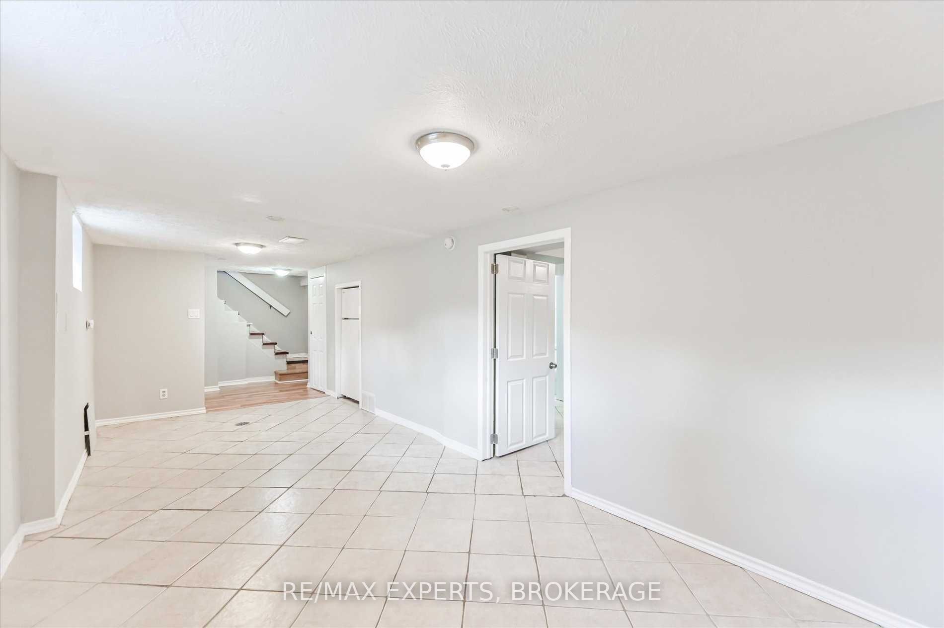 Listing W5984815 - Large Photo # 7