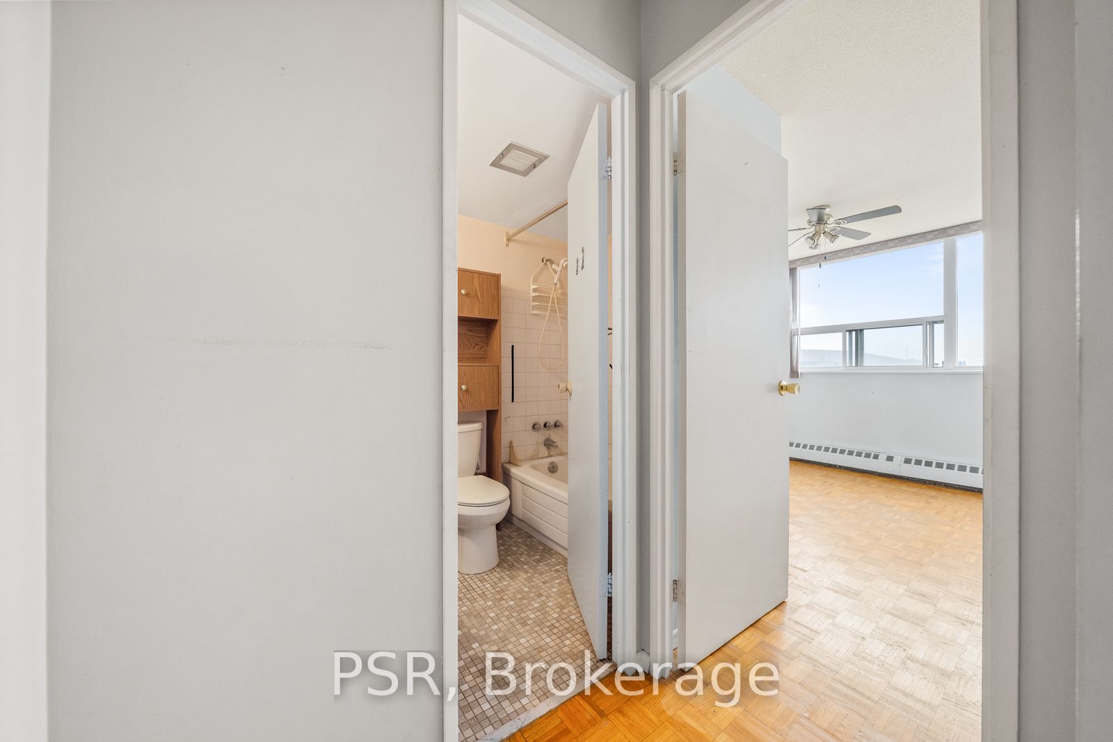 530 Lolita Gardens, #406