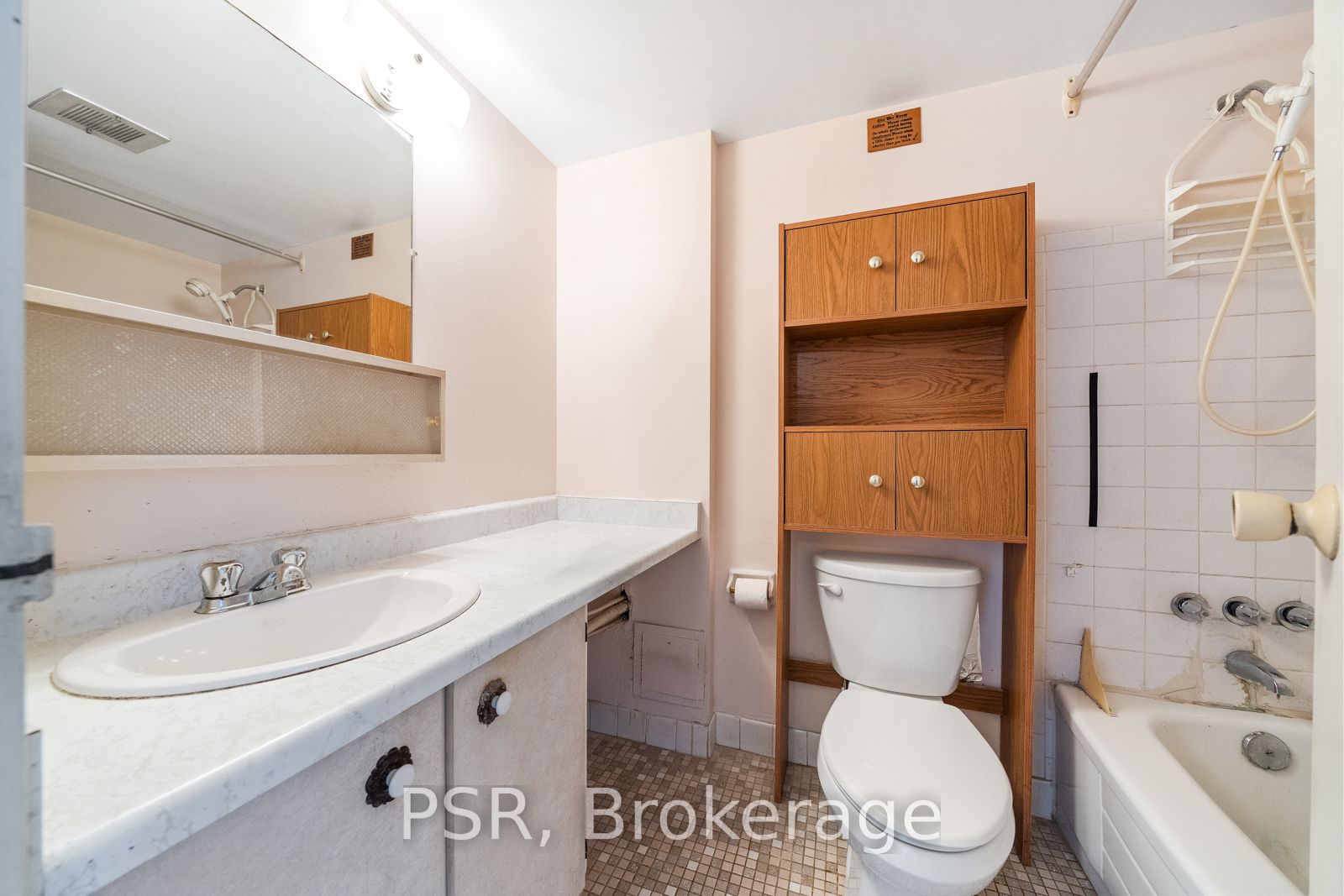 530 Lolita Gardens, #406