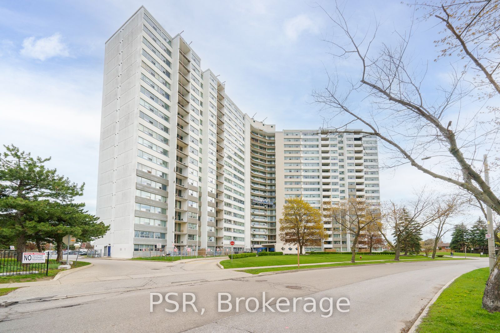 530 Lolita Gardens, #406