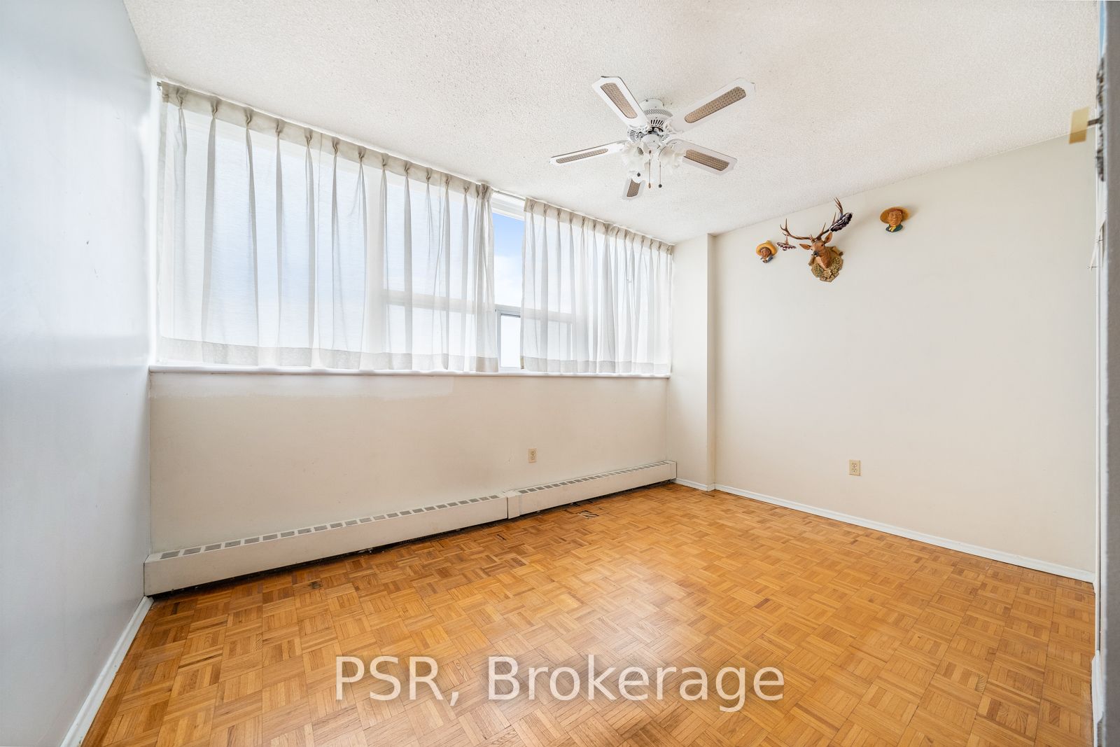 530 Lolita Gardens, #406