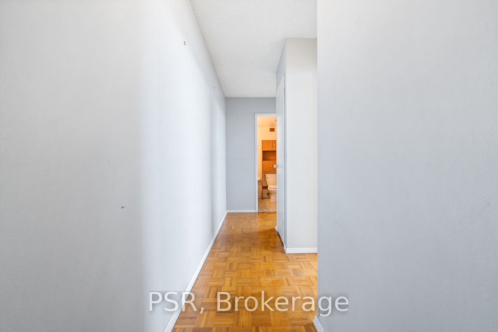 530 Lolita Gardens, #406