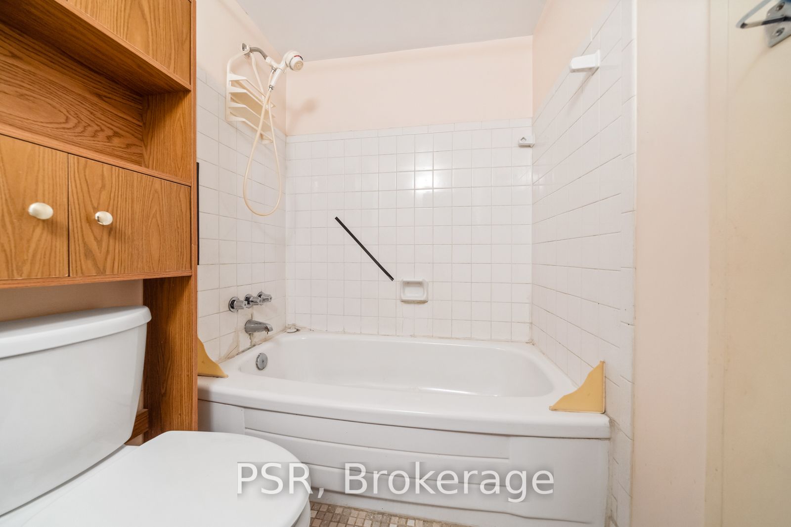 530 Lolita Gardens, #406