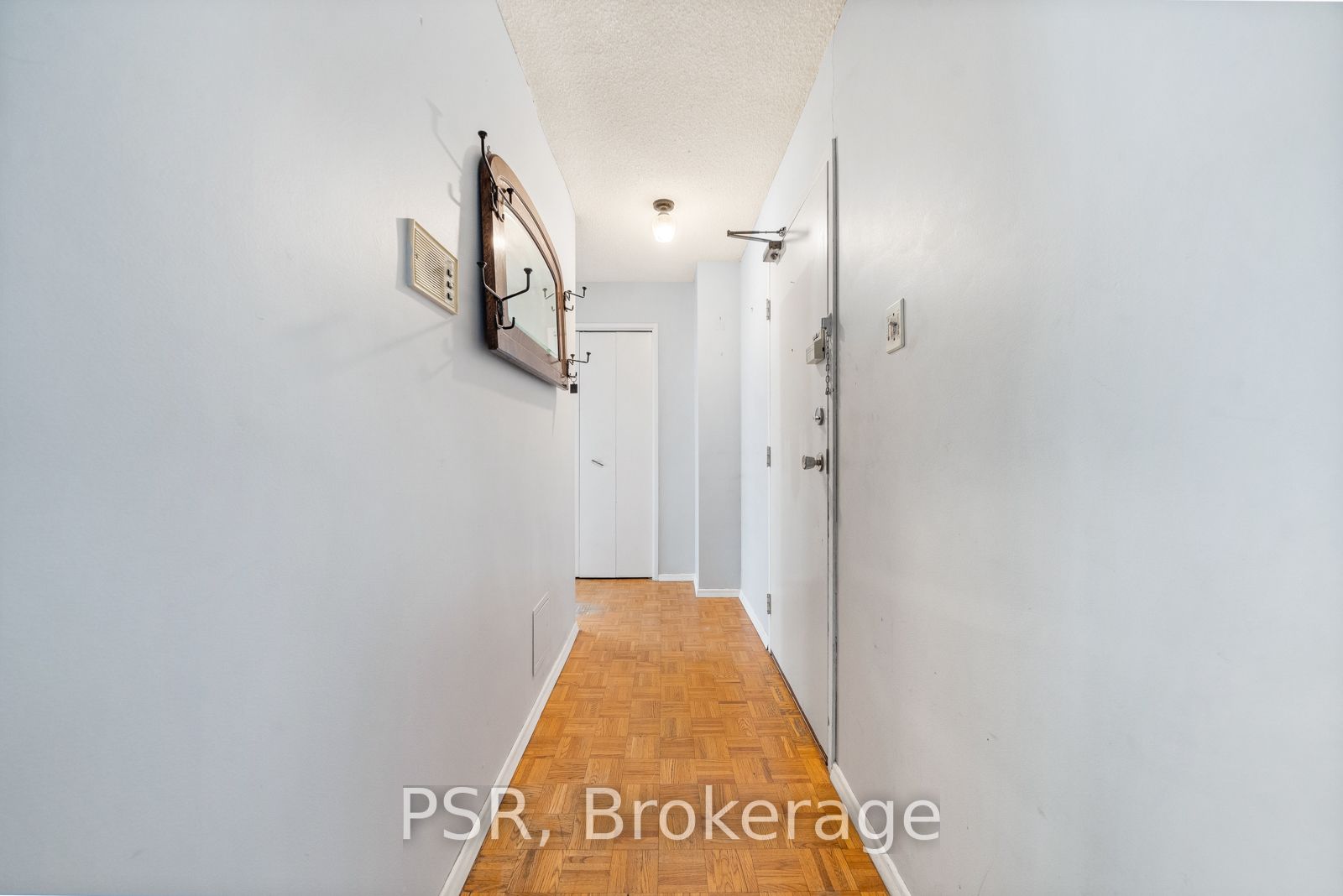 530 Lolita Gardens, #406