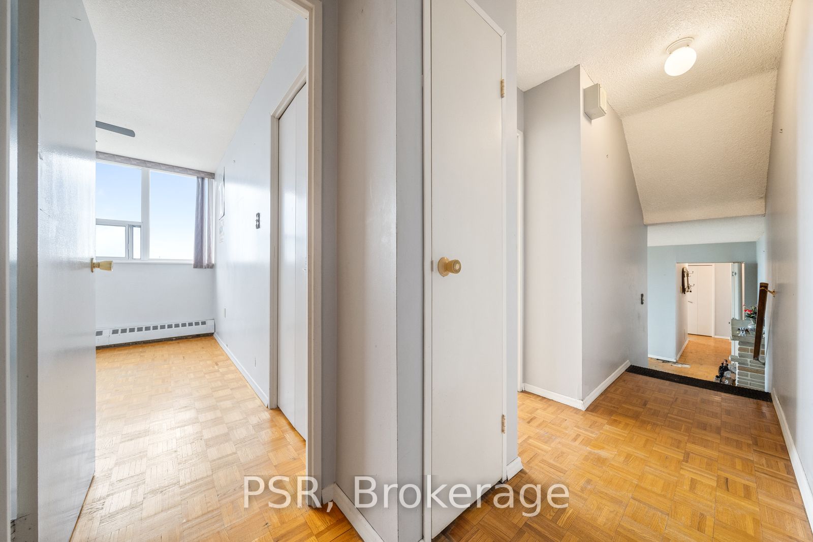 530 Lolita Gardens, #406