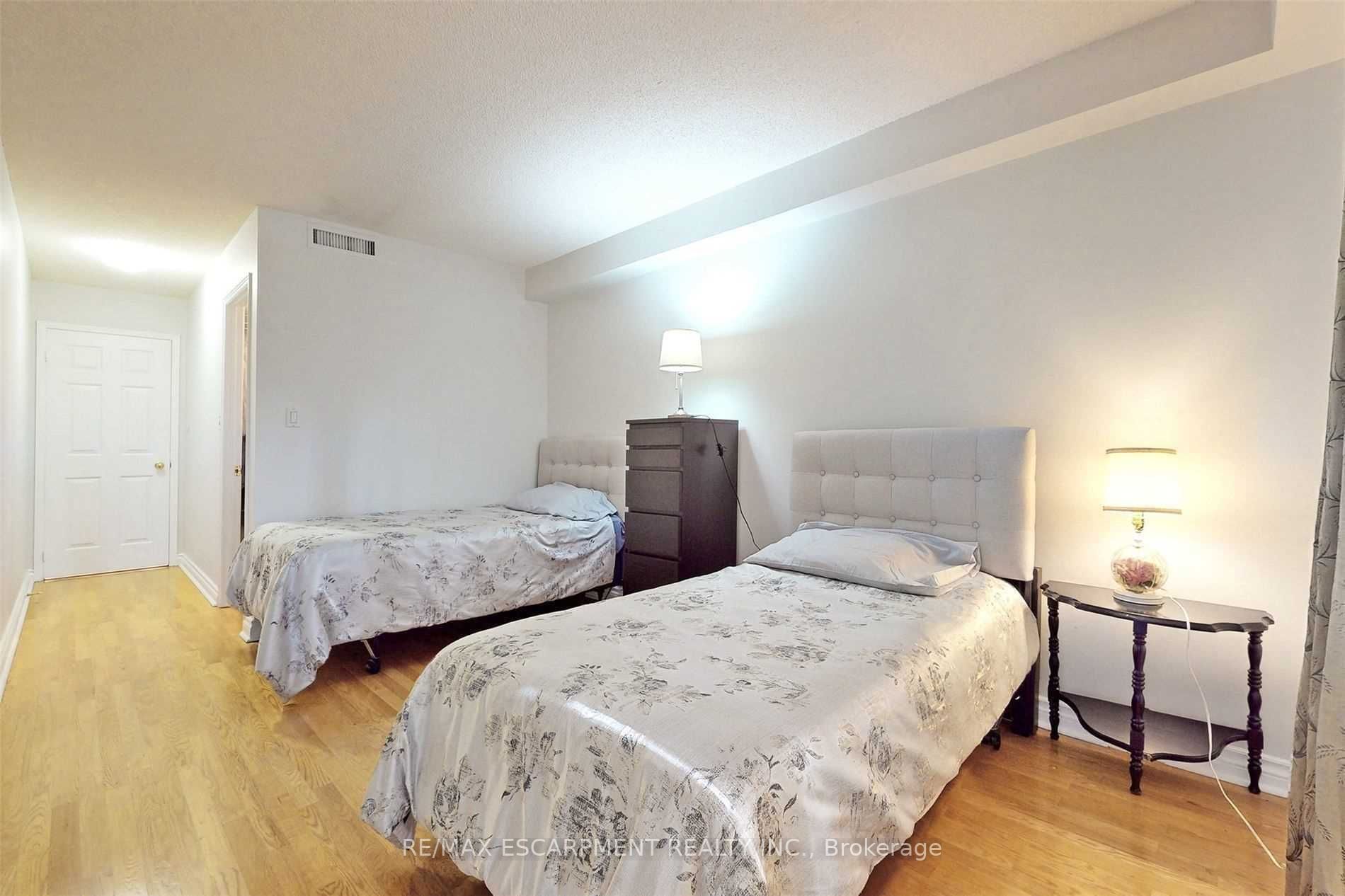 Listing W5985012 - Large Photo # 26