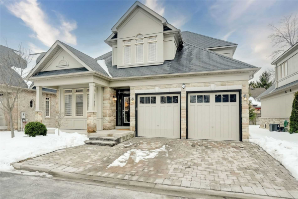 2460 Glengarry Rd, Mississauga