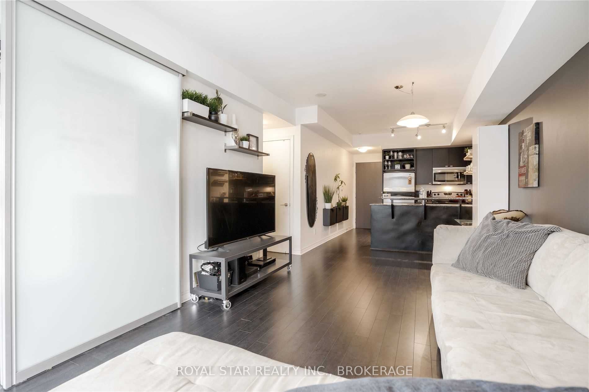 Listing W5985813 - Large Photo # 11