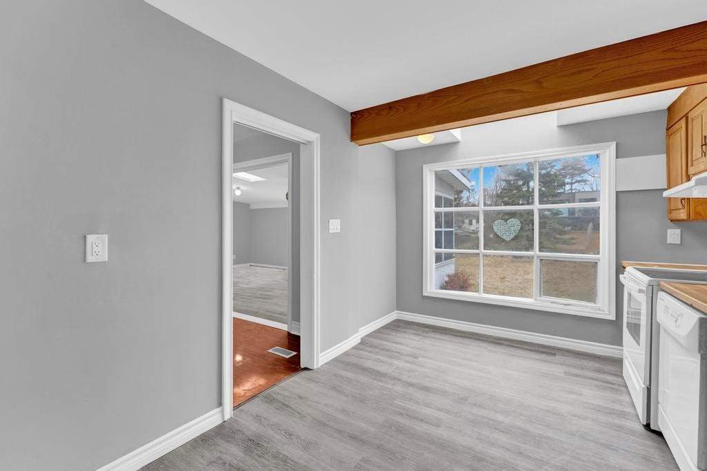 17 Ben Machree Drive