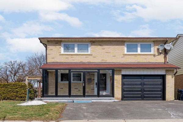 41 Franca Cres, Toronto