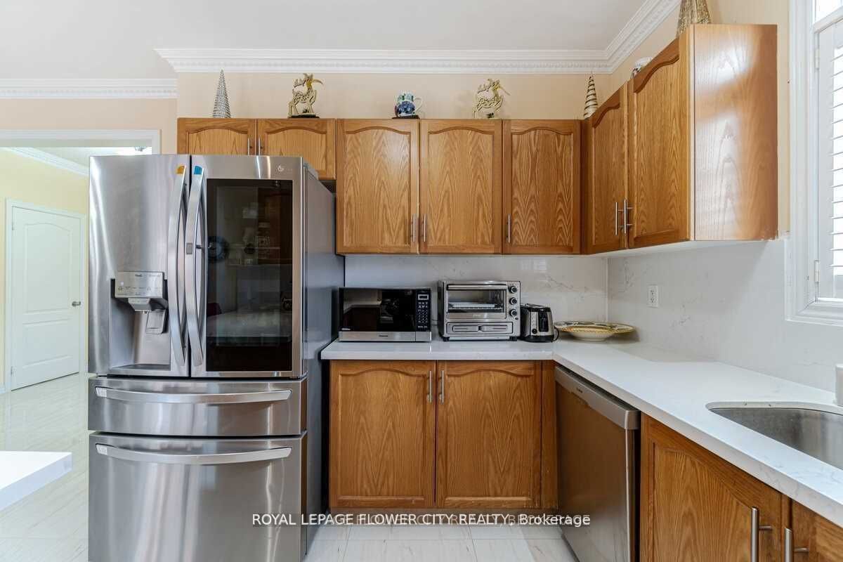 29 Long Meadow Rd