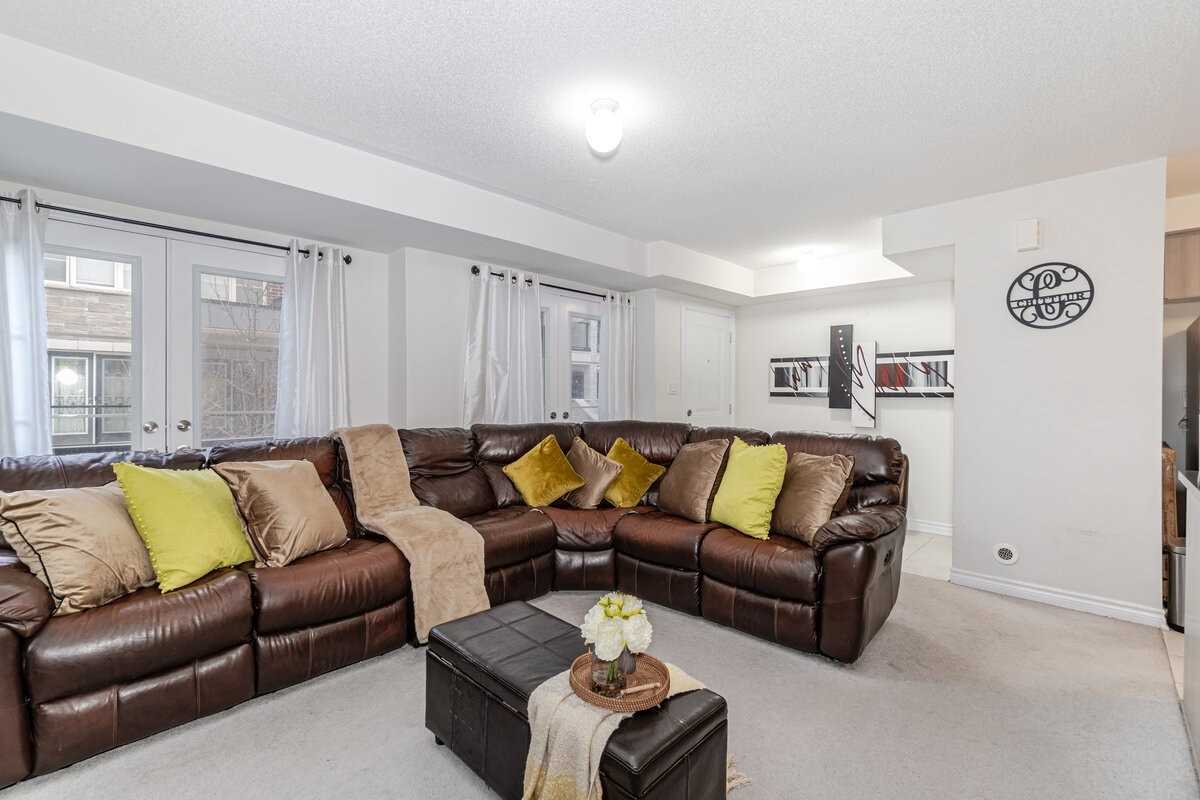 200 Veterans Dr, #123