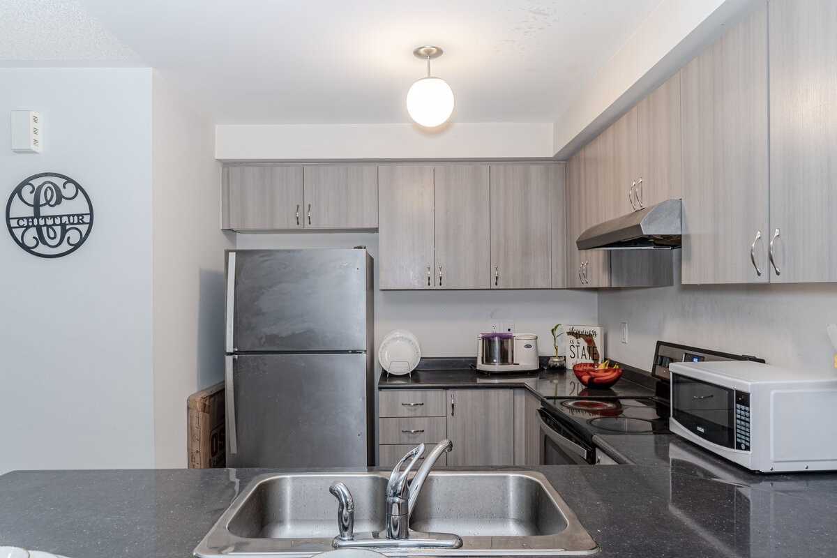 200 Veterans Dr, #123