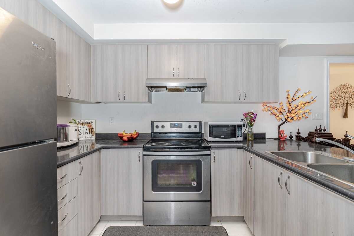 200 Veterans Dr, #123