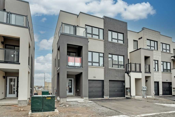 3059 Cherry Blossom Comm, Burlington