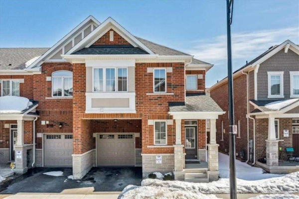 816 Aspen Terr, Milton