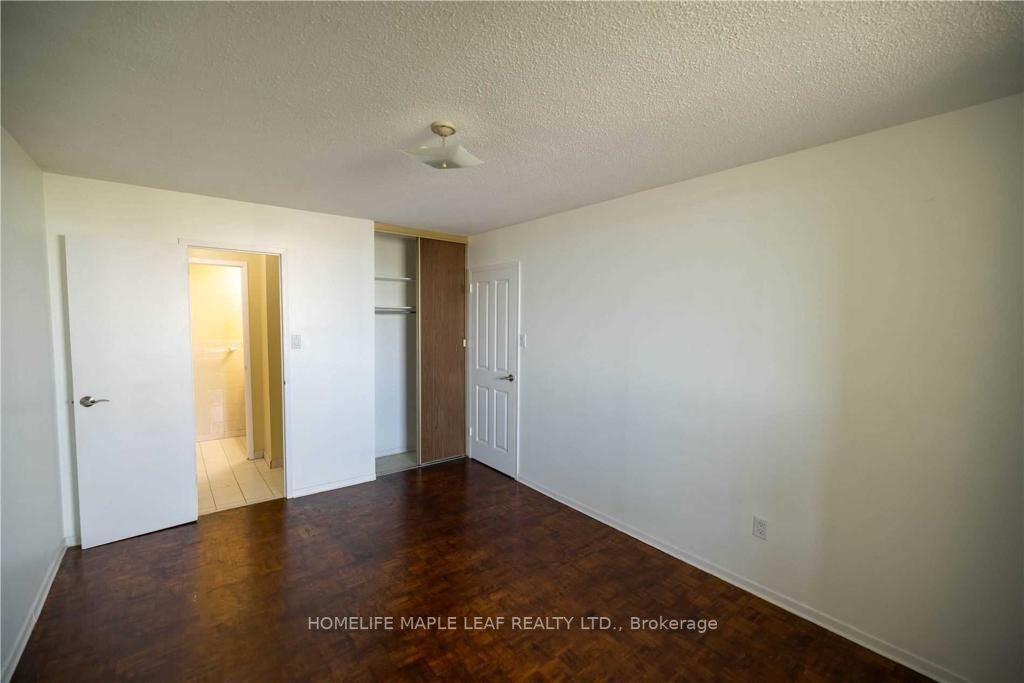 Listing W5987248 - Large Photo # 3
