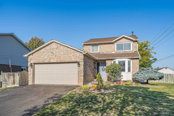 933 Maple Ave, Milton