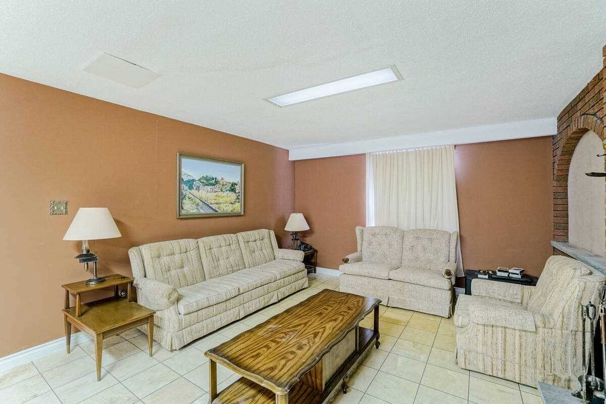 Listing W5987383 - Large Photo # 25